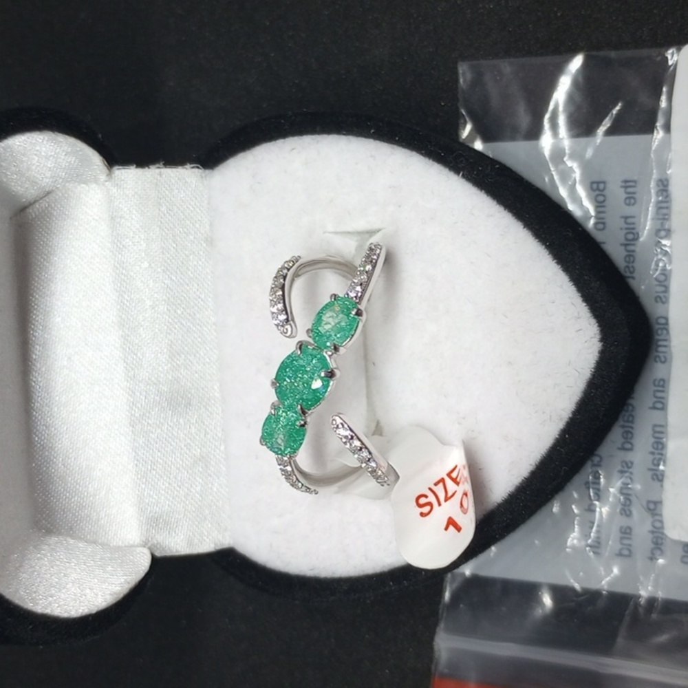 Bomb Party Can you keep up lab created teal ice Crystal 925Solid sterling silver